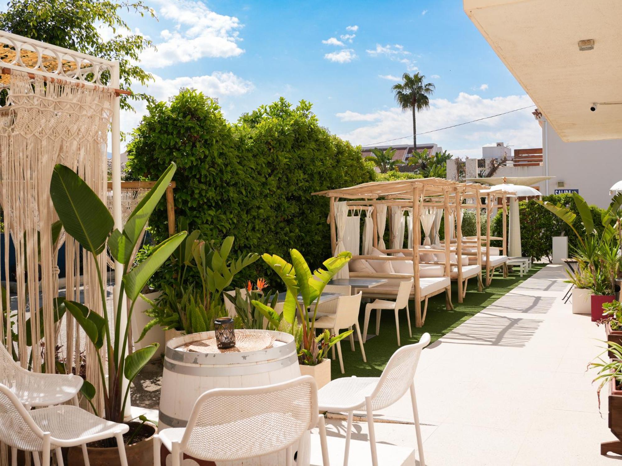 Hotel Boutique Villamor - Only Adults Дения Екстериор снимка