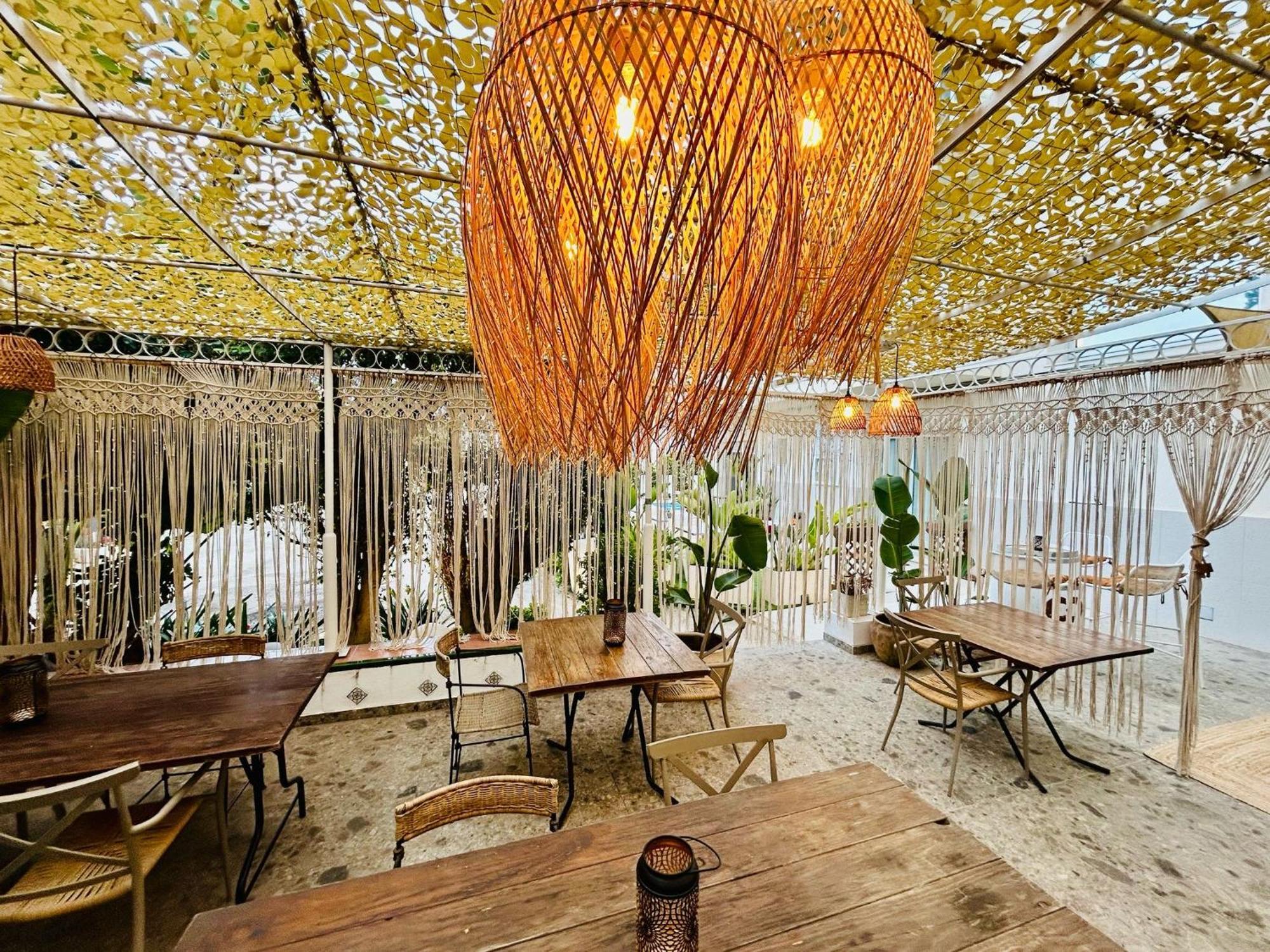 Hotel Boutique Villamor - Only Adults Дения Екстериор снимка